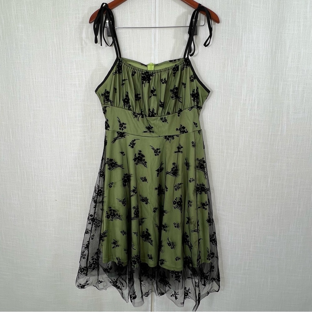 SHEIN Green Black Lace Tie Shoulder Flowy Ruched Bust Dress Size XL